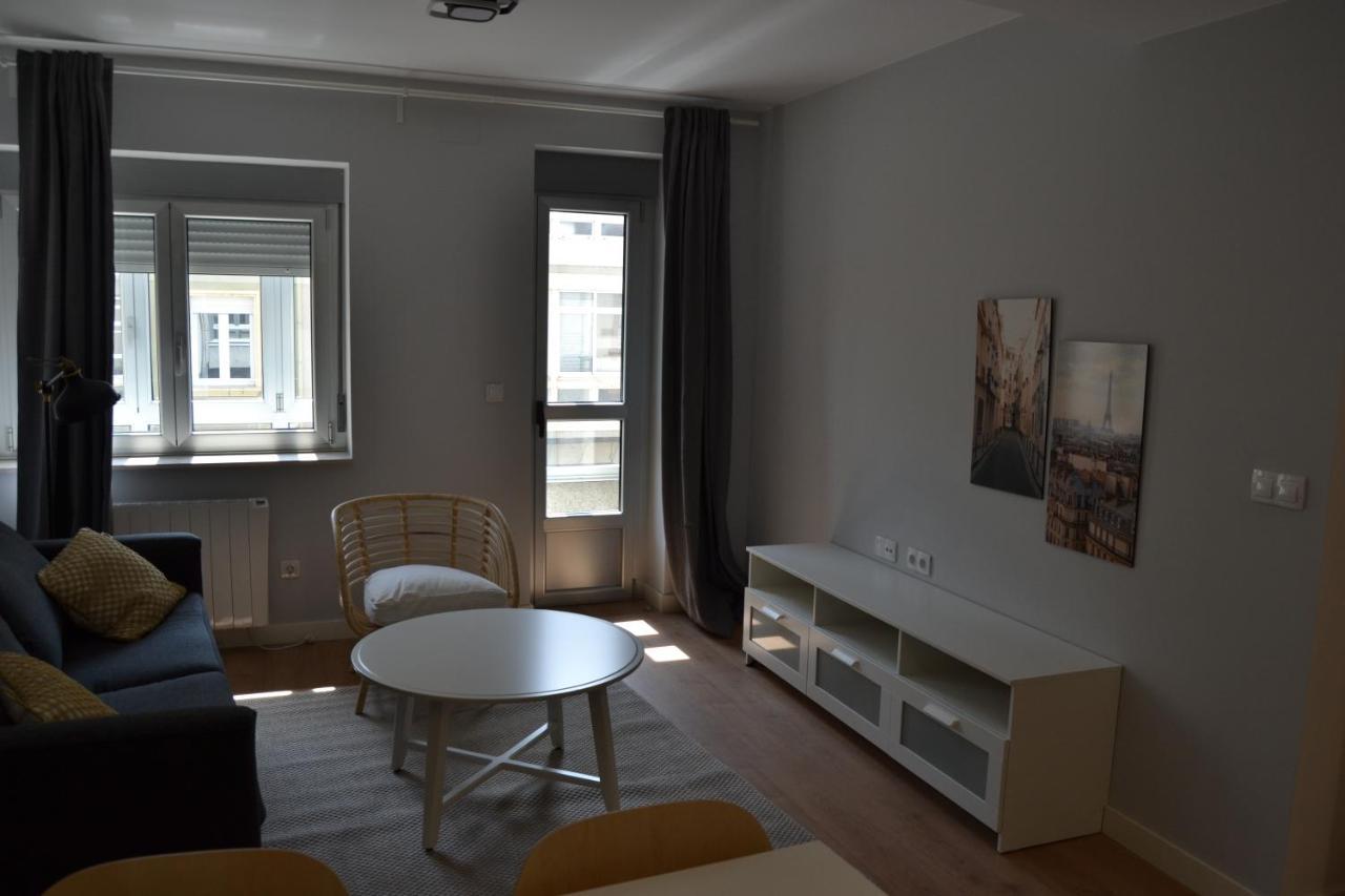 Inmoinsuas Yoana Home Sarria Eksteriør billede